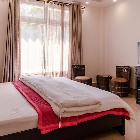Ivory Bliss, The Boutique Homestay Шилонг Екстериор снимка