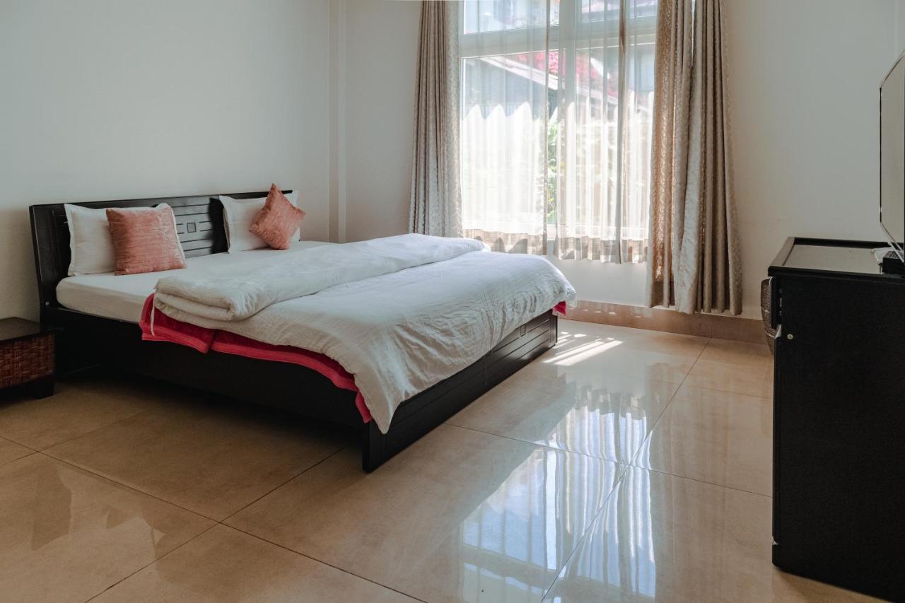 Ivory Bliss, The Boutique Homestay Шилонг Екстериор снимка